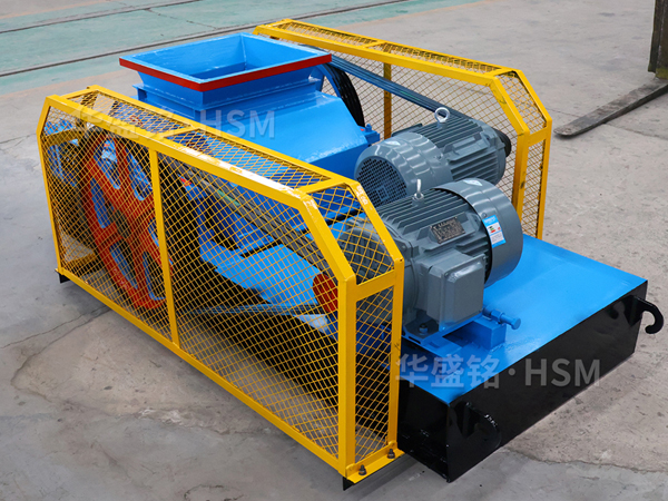 生(sheng)石(shi)灰(hui)破(po)碎機,生石灰雙齒輥破碎(sui)機(ji)廠傢(jia),生(sheng)石灰齒(chi)輥破碎機(ji)價格(ge),生(sheng)石(shi)灰(hui)破碎(sui)設(she)備廠傢(jia)在哪(na)