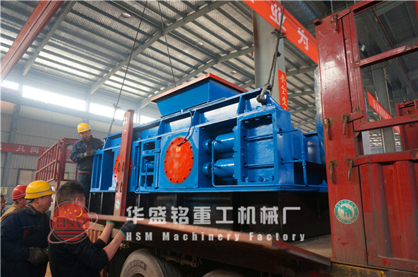 對輥(gun)式(shi)破(po)碎(sui)機(ji)案(an)例