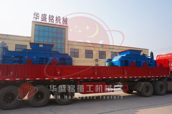 雙(shuang)齒(chi)輥破(po)碎(sui)機(ji)圖片(pian)
