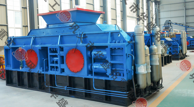 對輥破碎(sui)機(ji)